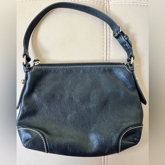 Dooney & Bourke leather purse - Picture 3 of 7